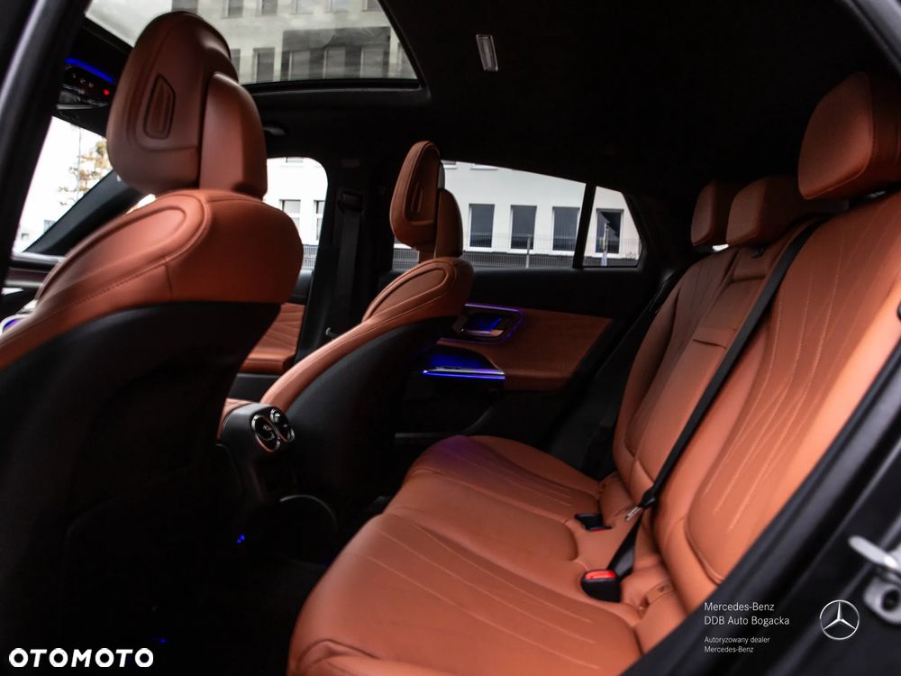 Mercedes-Benz GLC 300 mHEV 4-Matic AMG Line - 11