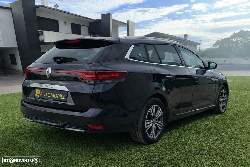 Renault Mégane Sport Tourer - 3