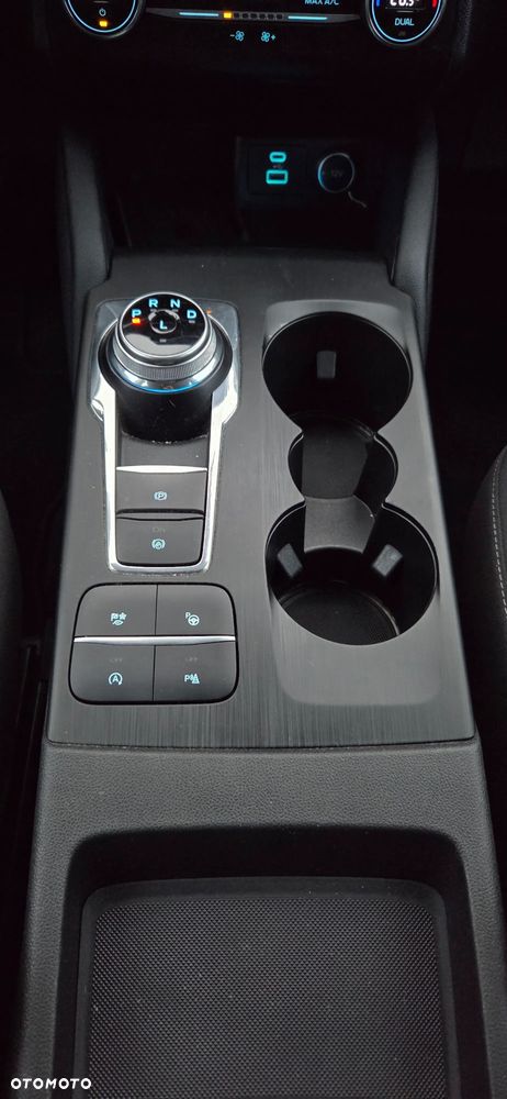 Ford Kuga 1.5 EcoBlue TITANIUM - 18