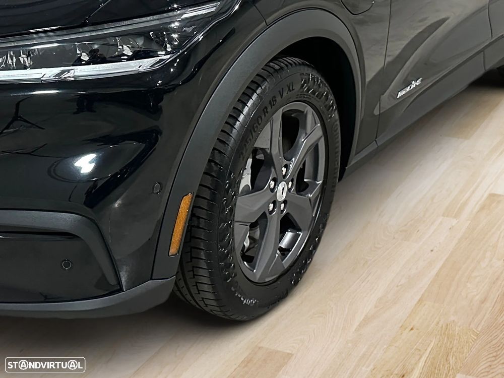 Ford Mustang Mach-E Standard - 6