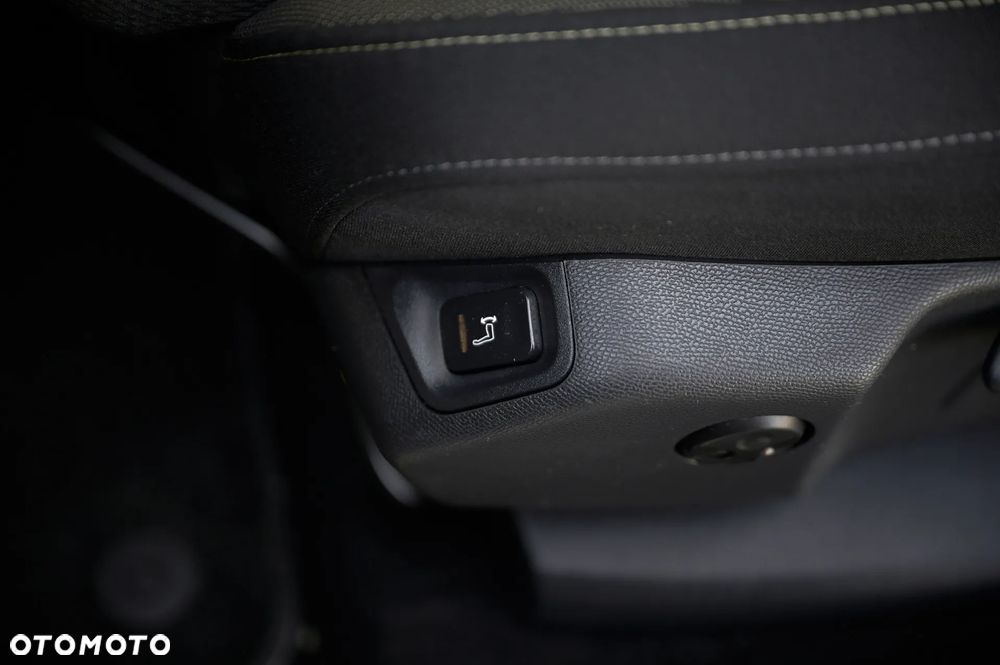 DS Automobiles DS 7 Crossback - 30