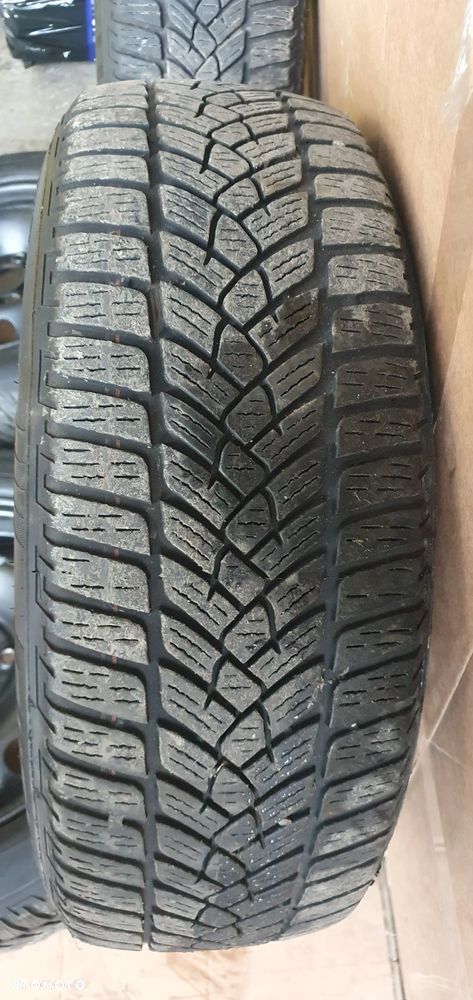 Felgi stalowe z oponami 7J ET39 5x112 205/60 R16 Audi A4 B9 - 8