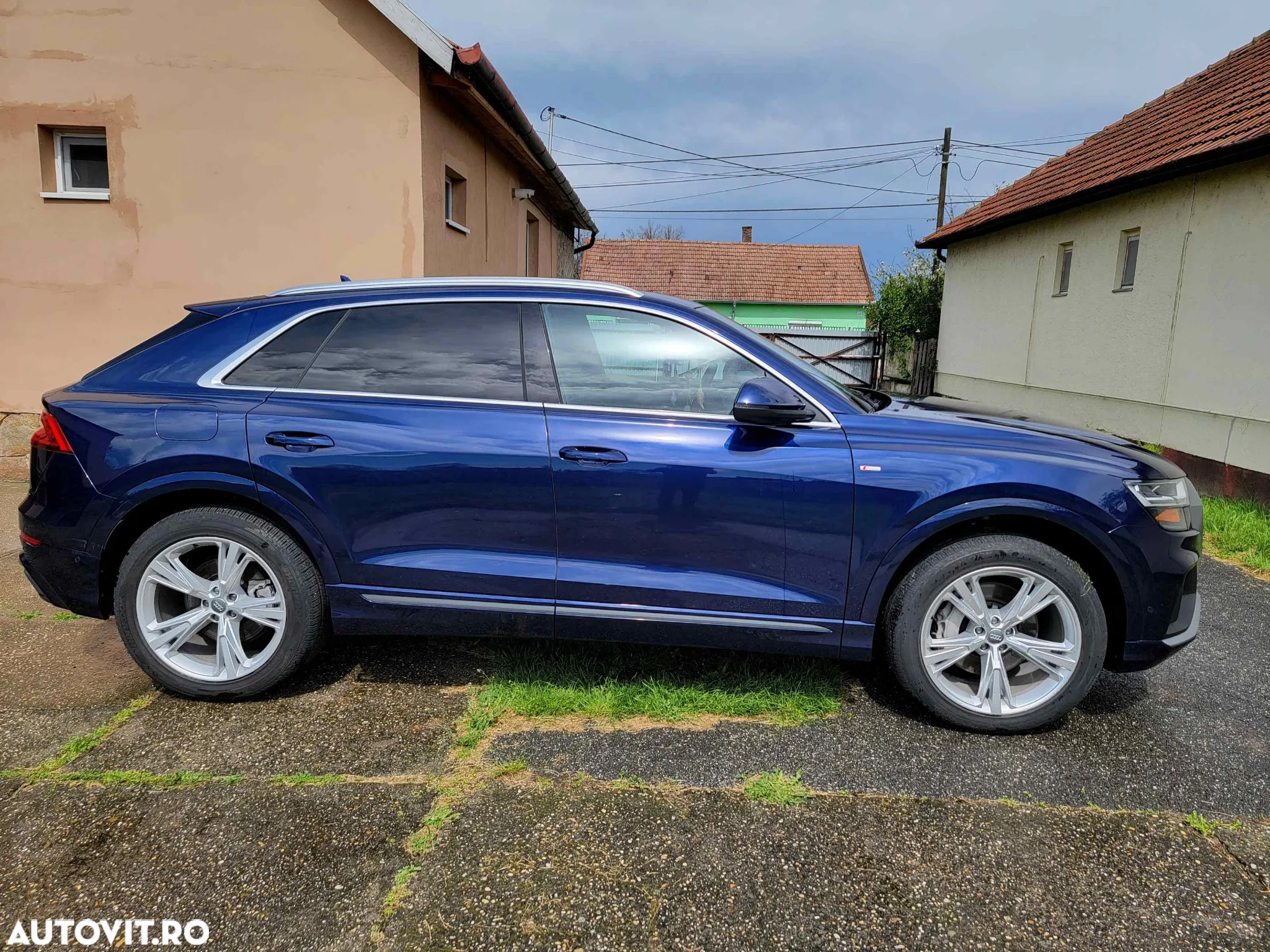 Audi Q8 - 8