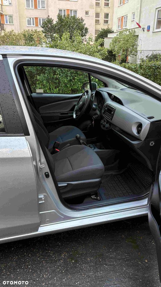 Toyota Yaris 1.0 Active - 10