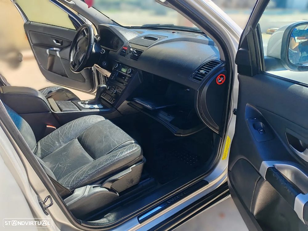 Volvo XC 90 D5 Executive - 11