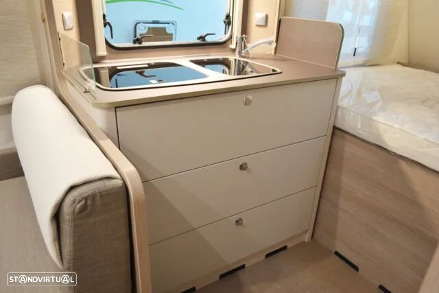 Burstner Premio 395 TS - 10