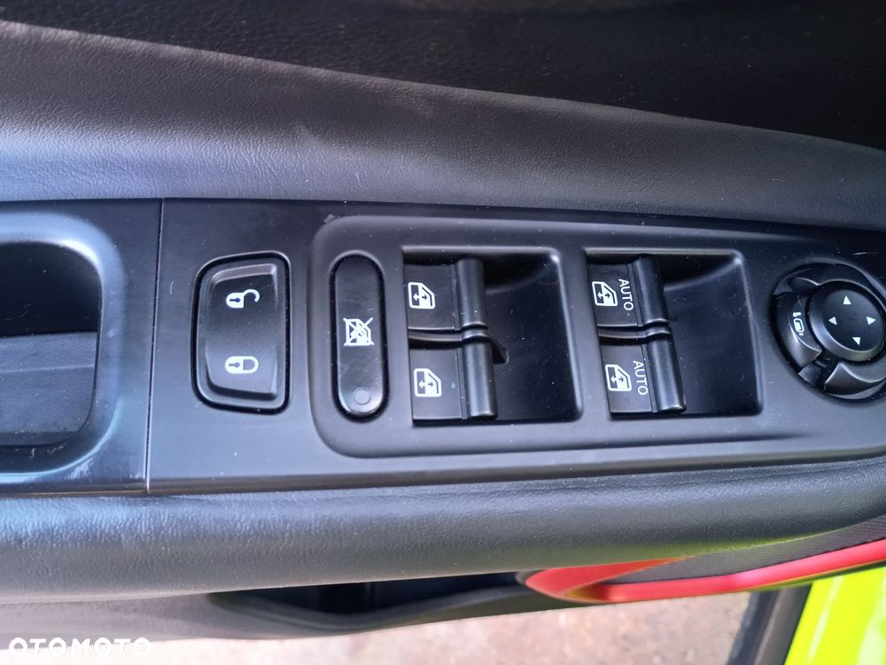 Jeep Renegade - 10