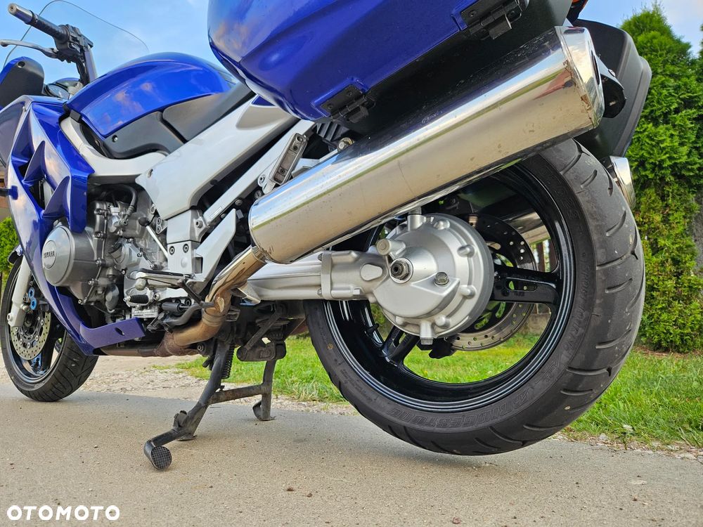 Yamaha FJR - 10