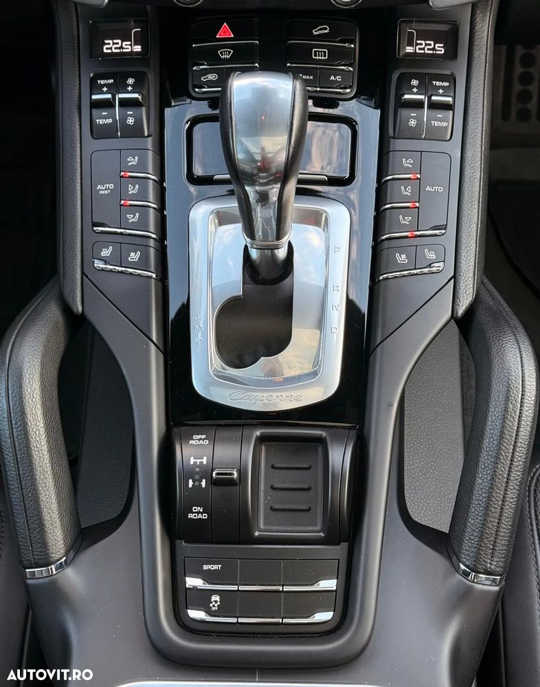 Porsche Cayenne Diesel Tiptronic S - 16