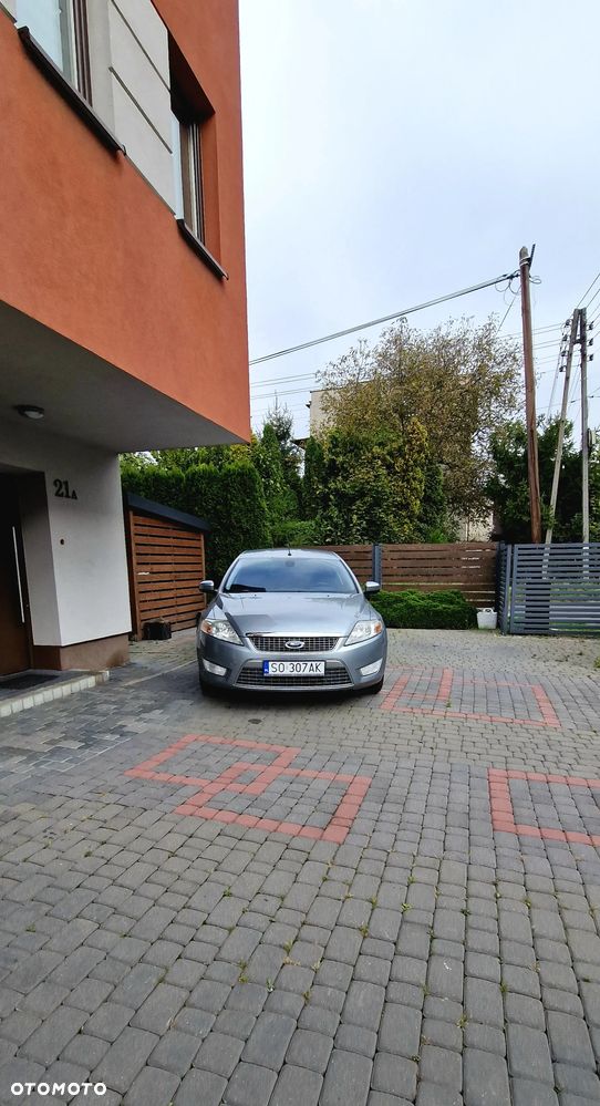 Ford Mondeo 2.0 Titanium - 2