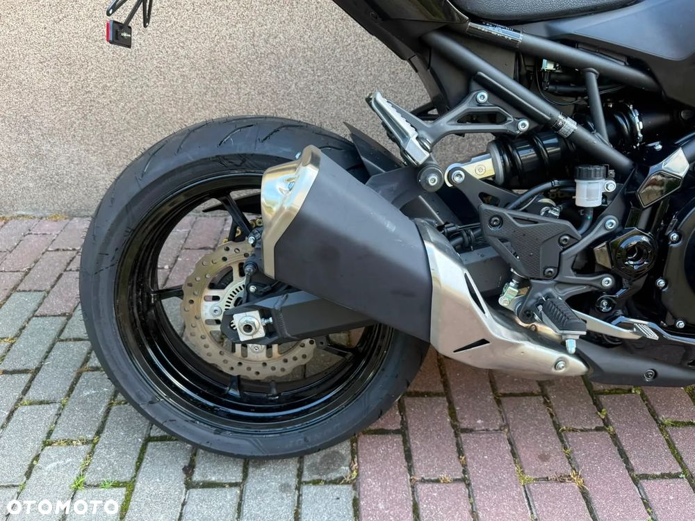 Kawasaki Z 900 - 7