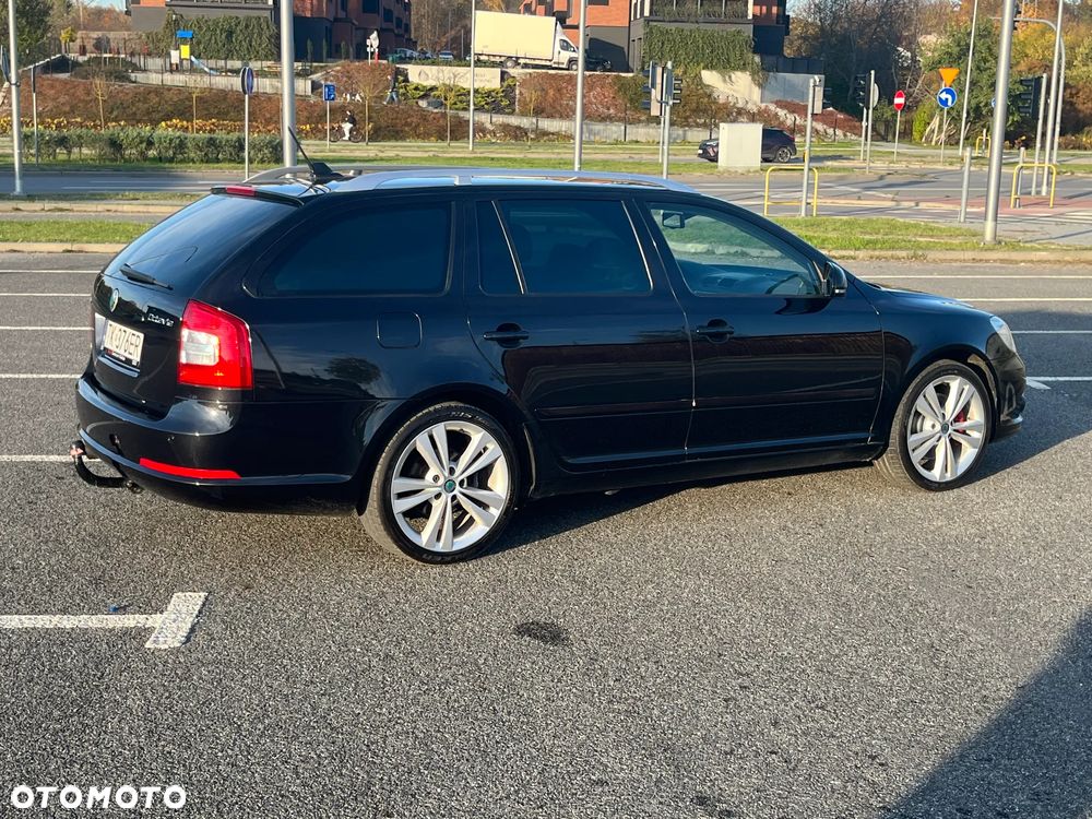 Skoda Octavia 2.0 TDI DPF RS DSG - 28