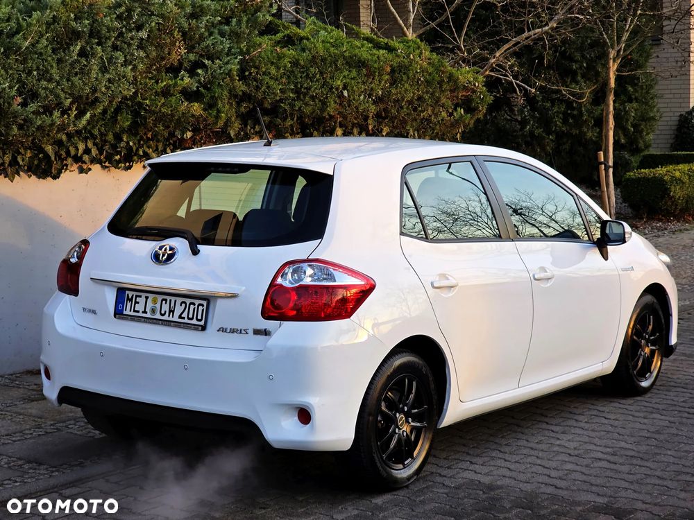 Toyota Auris 1.8 HSD Luna - 4