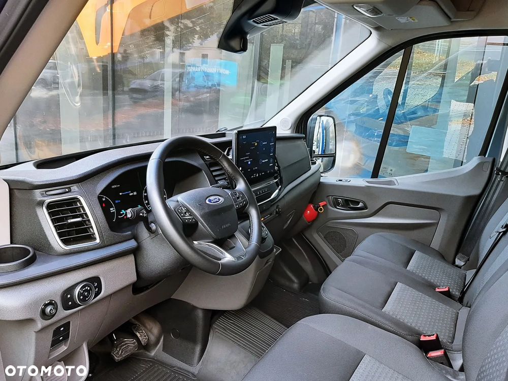 Ford Transit - 17