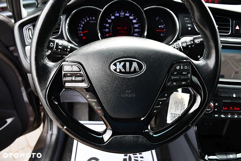 Kia Ceed 1.6 GDI Platinum Edition - 12