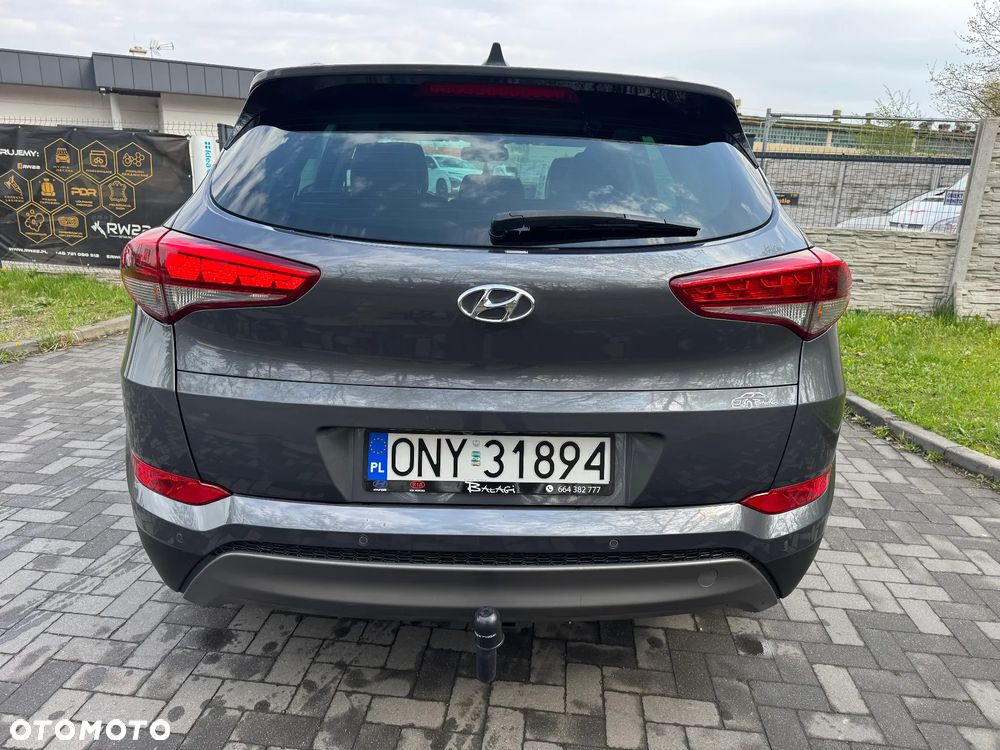 Hyundai Tucson blue 1.7 CRDi 2WD DCT Premium - 17