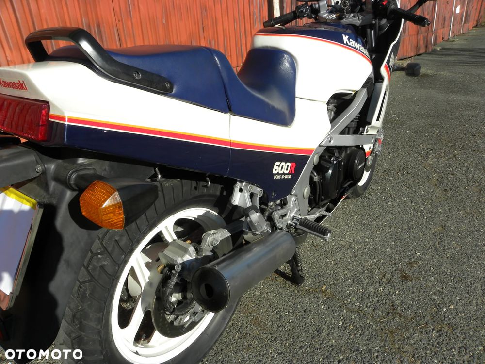 Kawasaki GPZ - 11