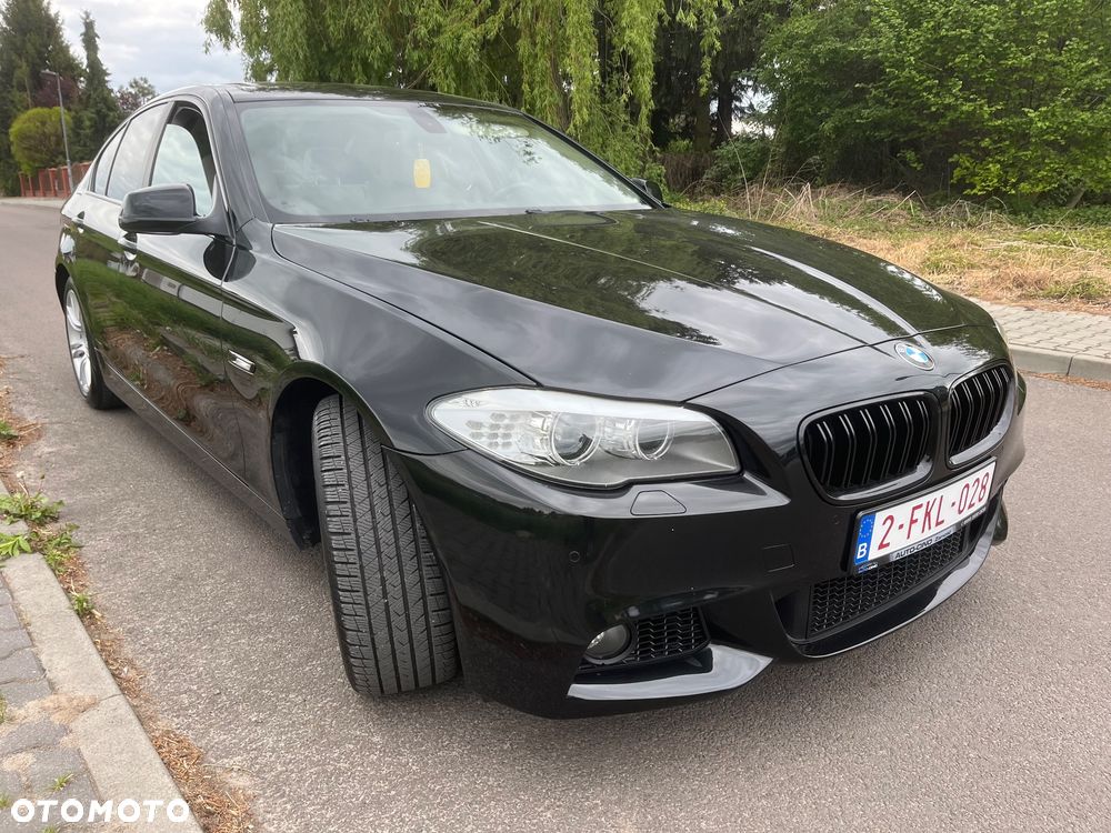 BMW Seria 5 525d - 5