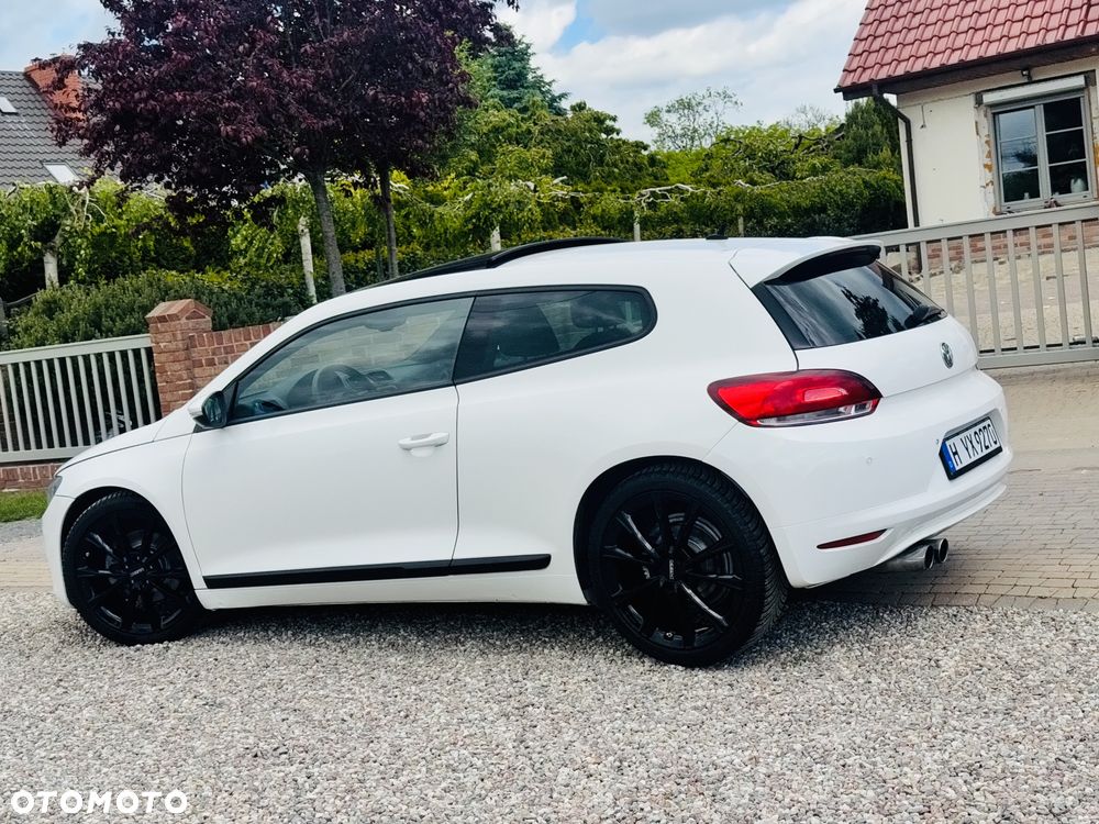 Volkswagen Scirocco 1.4 TSI DSG GTS - 32