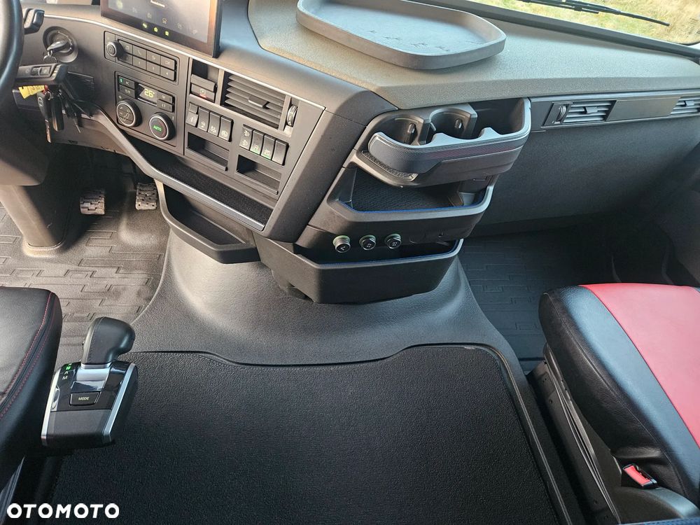 Volvo FH 4*500*Motor EURO 6*Niski Przebieg 322 000km* - 18