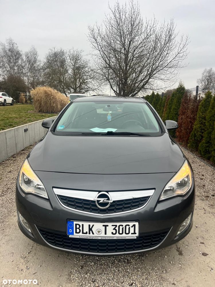 Opel Astra 1.6 150 Jahre - 3