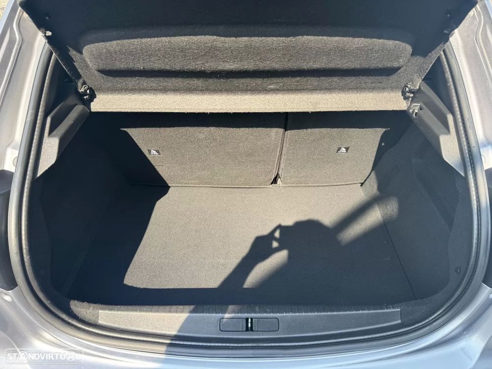 Peugeot e-208 50 kWh Allure - 27