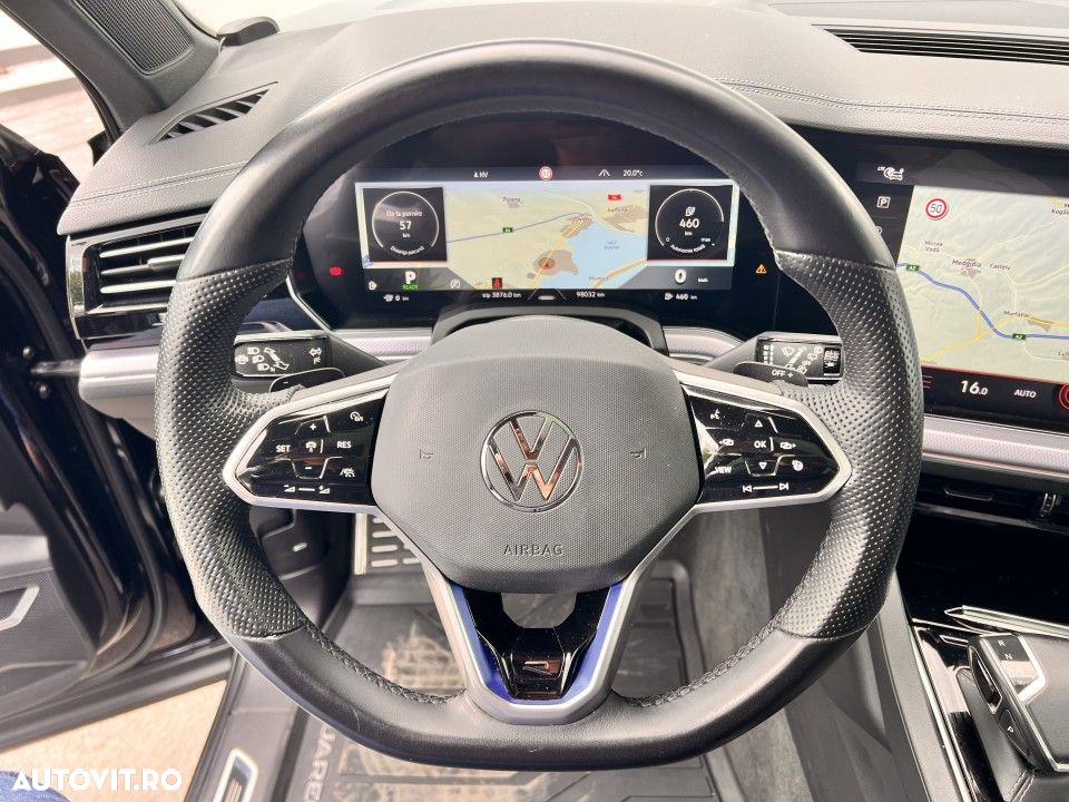 Volkswagen Touareg - 29