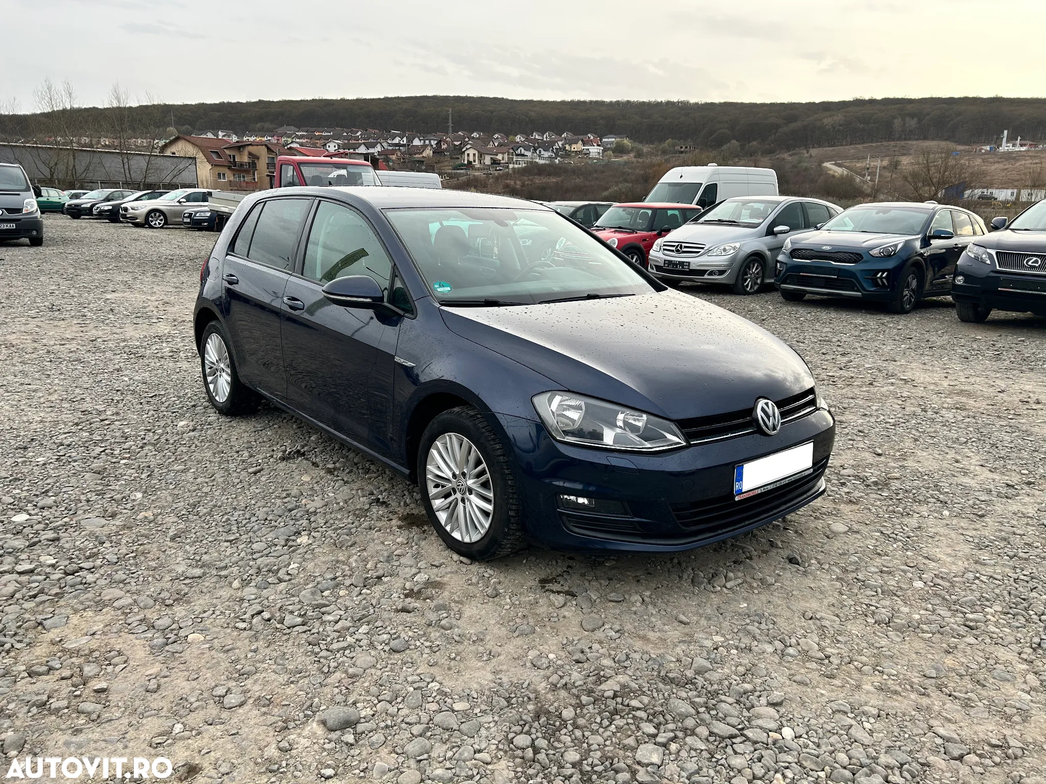 Volkswagen Golf 2.0 TDI BMT Comfortline - 8
