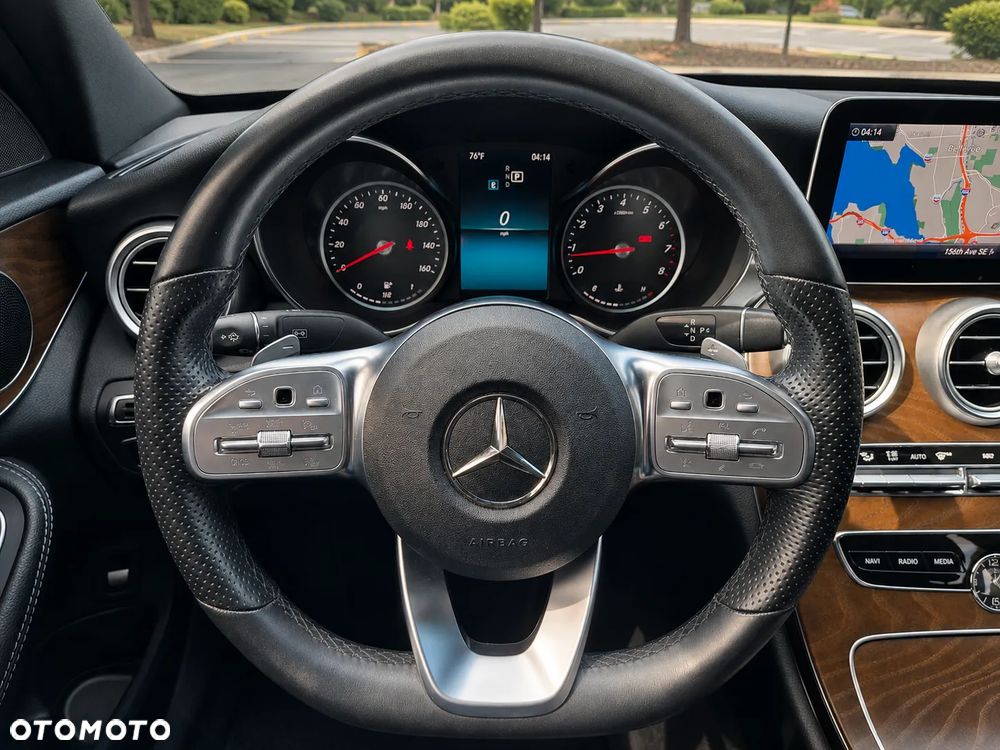 Mercedes-Benz Klasa C 300 9G-TRONIC - 13