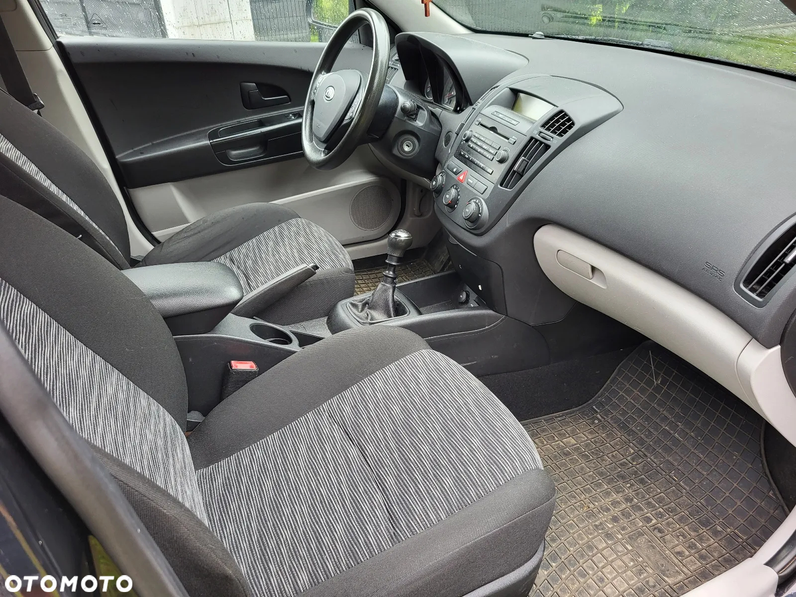 Kia Ceed Cee'd 1.4 L - 5