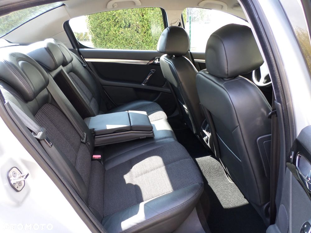 Peugeot 407 140 JBL - 18