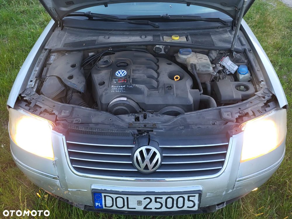 Volkswagen Passat 1.9 TDI Highline - 5