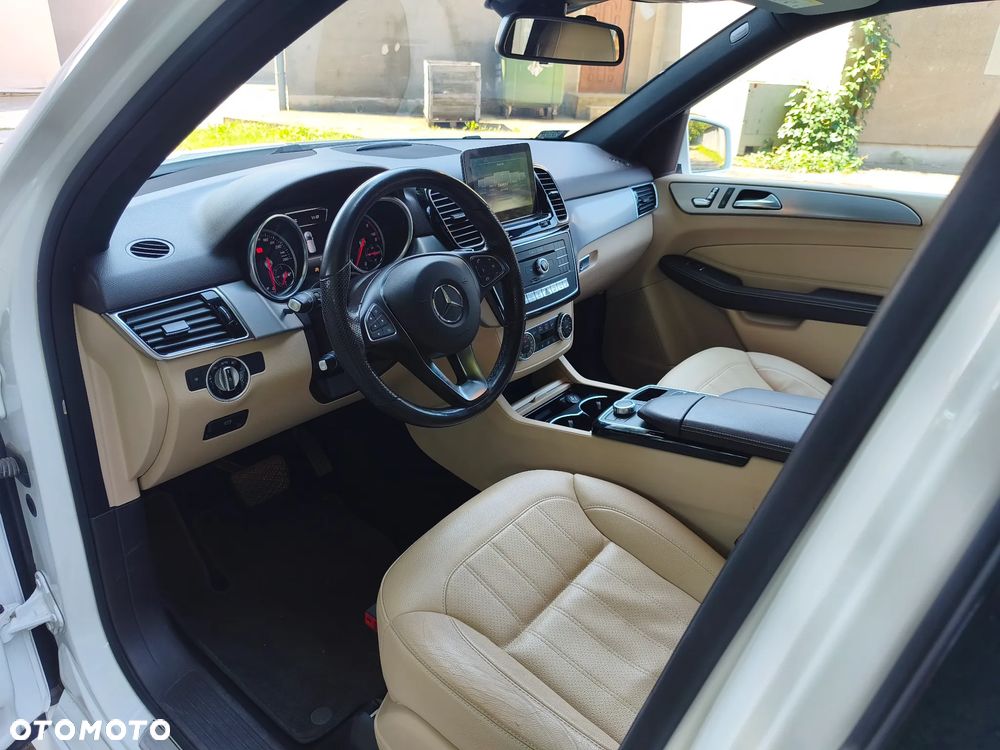 Mercedes-Benz GLE 250 d 4-Matic - 12