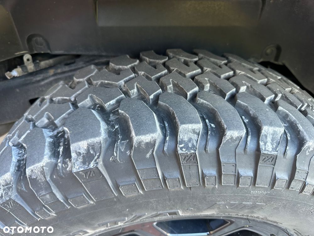 Jeep Wrangler - 5