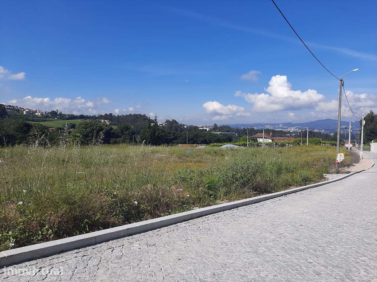 Vende Terreno Junto estrada nacional Bustelo - Grande imagem: 5/22