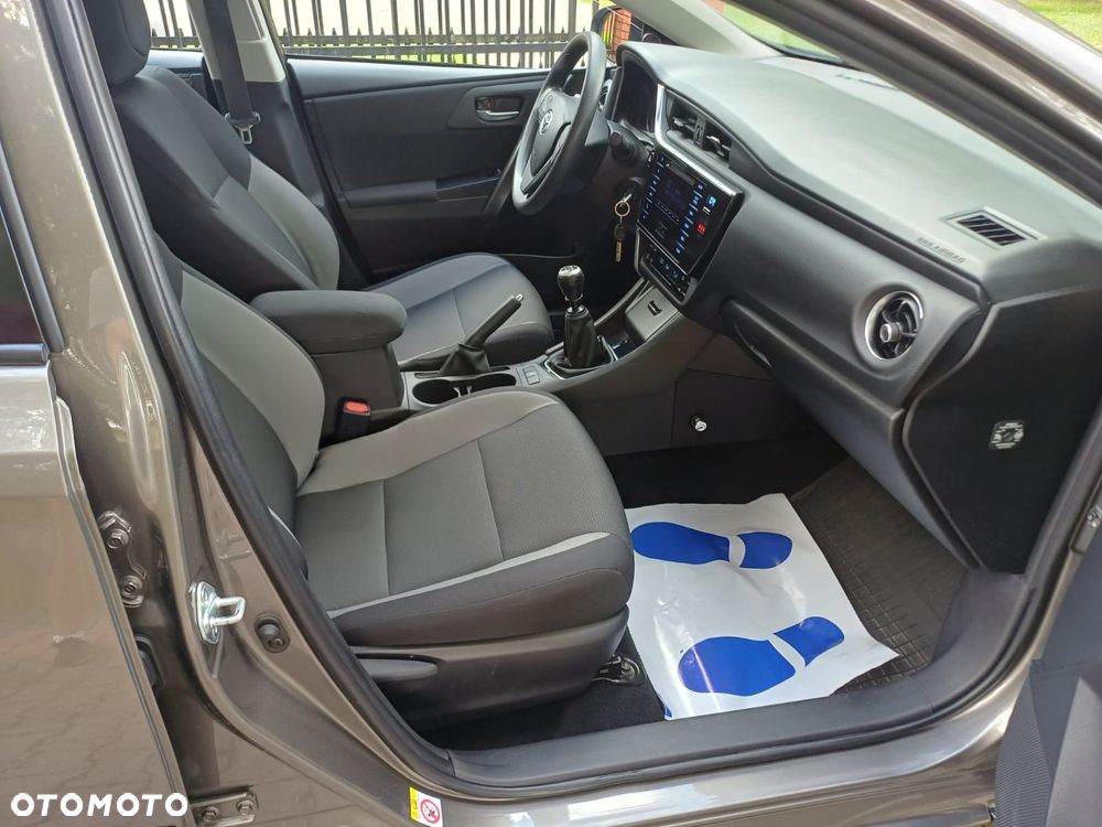 Toyota Auris 1.33 VVT-i Active - 18