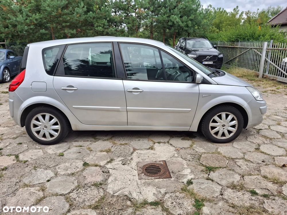 Renault Scenic 1.6 16V Confort Privilege - 3