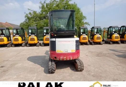 Takeuchi Mini koparka Takeuchi Tb  23R   , 2011 rok - 4