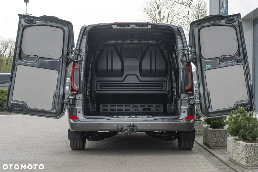 Volkswagen Transporter - 12