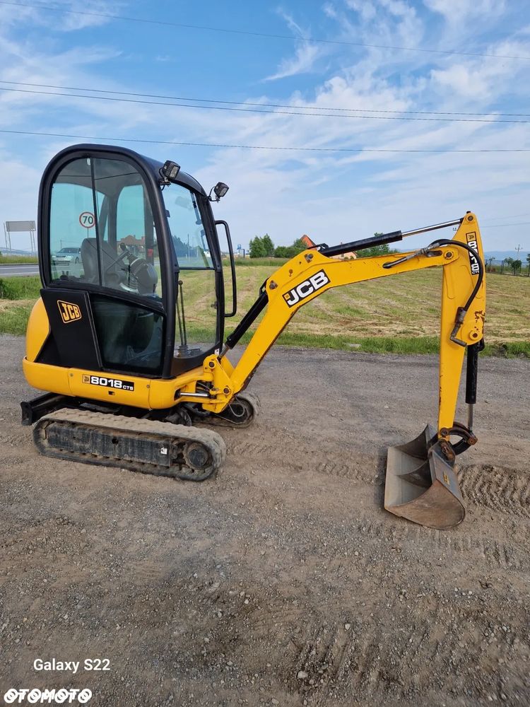 JCB 8018 - 8