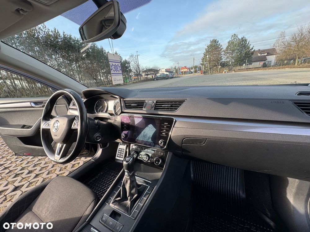Skoda Superb 1.5 TSI ACT Ambition - 25