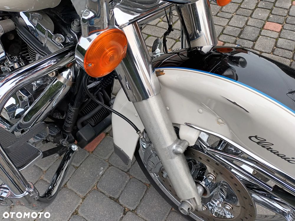 Harley-Davidson FLH Electra Glide - 17