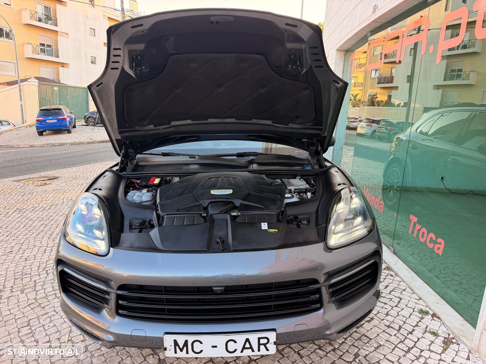 Porsche Cayenne E-Hybrid - 55