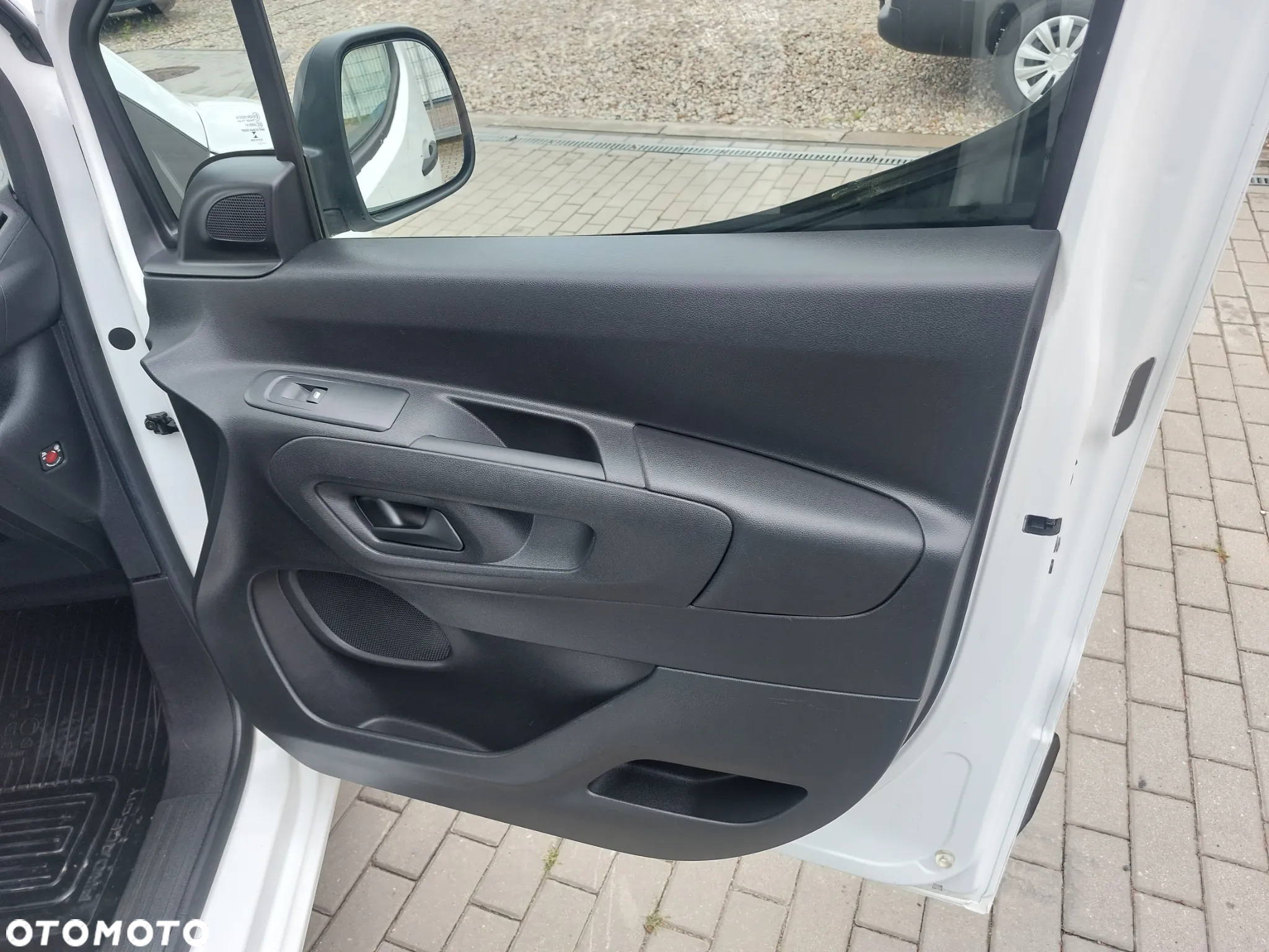Toyota ProAce - 27