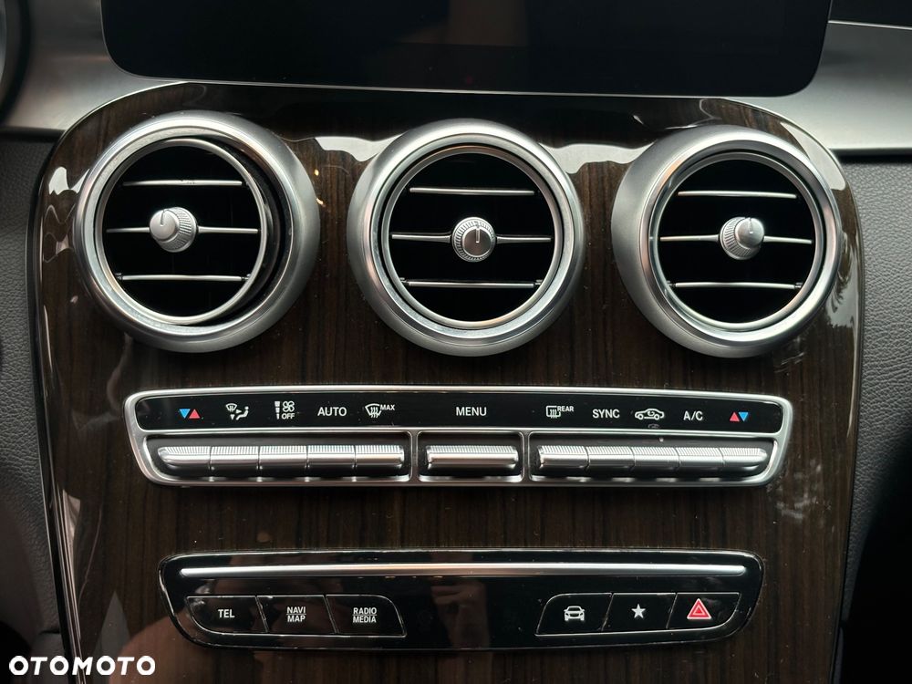 Mercedes-Benz GLC 300 4Matic 9G-TRONIC - 21