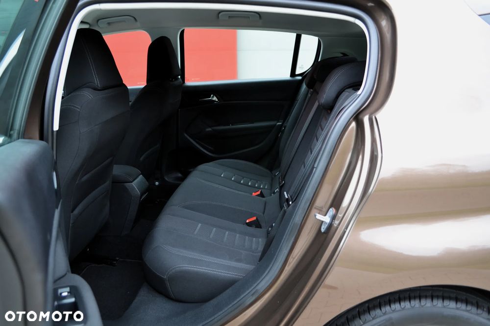 Peugeot 308 155 THP Premium - 7