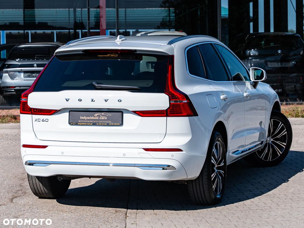 Volvo XC 60 B4 D AWD Ultimate Bright - 3