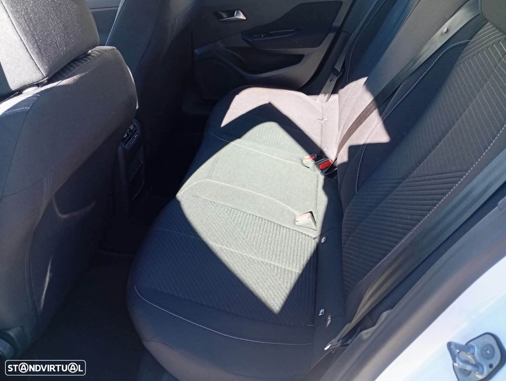 Peugeot 308 SW - 12