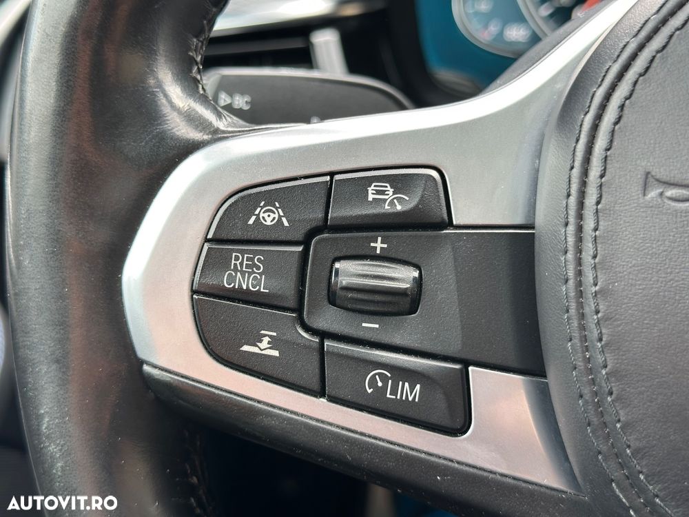 BMW Seria 5 520d Aut. M Sport Edition - 19