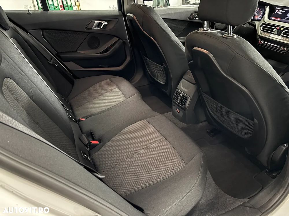 BMW Seria 1 118i Aut. Sport Line - 17